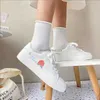 Chaussures d'entraînement en cuir véritable pour amoureux Printemps 2022 Nouvelle chaussure unique Chaussures pour femmes à fond plat Fond épais Petites baskets blanches Grand 44 oo1