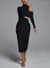 Lässige Kleider Frauen schlanker eleganter Wrap Long Sleeve Hollow Out Sexy High Split Street Party Club mit mittlerem Calf Kleid