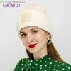 ワイドブリムハットバケツの帽子を楽しむ女性の冬のビーニーハットソフトアンドウォームウールニットビーニー女性