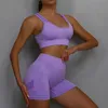 Yoga kıyafeti 2pcs Setler Kadın kıyafetleri şeftali kalça kaldırma takım elbise boyun asılı spor sutyen şok geçirmez hızlı kurutma şortları set kadın eşofman 230814