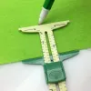 Großhandelssättel Hochwertige 5 -in 1 -Schlupfanzeige mit Nancy Measing Tool Patchwork Tools Lineal Schneiderin Lineal Accessoires für Home LL