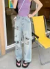 女性のジーンズ2023夏のシックな女性y2kフラワー刺繍デニムパン女性ヴィンテージルーズストレートワイドレッグパンタロンミュージャー