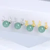 Brincos de berros de nefrite jade veados verde energia natural chinês pedras de orelha esculpida garanhão feminina talismãs 925 encantos de prata