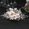 Headpieces HP320 Flower Bridal Headwear Wedding Hair Accessories Girl Pearl Comb Bridesmaid Ornaments huvudbonad smycken grossist