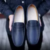 Sapatos de vestido tamanho grande homens casuais negócios de couro genuíno marca formal deslizamento em homens mocassins de alta qualidade macio mocassins 230814