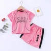 Kläder sätter barn Sommarsport Bollkläder passar pojkar och flickor 2 stycken Set Tracksuits Mesh Breattable Children Outfits Casual 230814