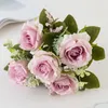 Dekorative Blumen 5 Köpfe Seiden Rose Hochzeitsstrauß Weihnachtsdekorationen Vase für heimische Blumenarrangementzubehör künstlich