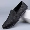 Running Shoes Men de couro Sapatos de condução respiráveis ​​Marcas de luxo Men mocassins mocassins Male italiano Sapatos preguiçosos pretos mais 230803