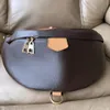 Göğüs Paketi Erkekler Crossbody Womens Bumbag M43644 Luxurys Designer Debriyaj Kahverengi Çiçek El Çantaları Fanny Paket Tavalar Beldetler GÜNLÜ DERİ Moda omuz Kemer Çantası