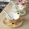 Mokken European Elegant Bone China Coffee Cup en Saucer Lepel Luxe Porselein Dish