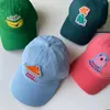 Caps de bola 2023 SS Limited Cartoon Casal Cap Cap Ins Soft Top Bordado de beisebol e mulheres let vermelho o mesmo estilo