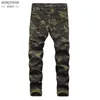 Jeans masculinos Moda Militar Masculino Jeans de Camuflagem Masculino Male Male Slim Trend Hip Hop Exército Straight Green Pocket Cargo Jenim Juventude Calça 230814