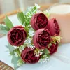 Dekoracyjne kwiaty Piękne róże sztuczne na domowe dekoracje weselne Wysokiej jakości jesienne bukiet musse pionia fałszywy kwiat