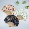 Decorative Figurines Mini Shell Folding Fan Japanese Retro Cotton Cloth Hand Chinese Classical Cheongsam Matching Ventilador Cultural Craft