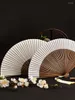 装飾的な置物diy xuan paperファンブランクチャイニーズブラシ書道インクペインティングの作成夏用の折りたたみ折りたたみファン
