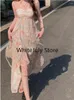 Casual jurken 2023 Zomerkleed Floral Franse bodycon midi jurk vrouwen elegante mouwloze sprookjesfeeststijl een stuk Koreaanse mode