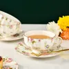 Muggar 5 färger Bone China Coffee Cup Saucer Spoon One Set Flower Tea European Porcelain och för MUG Gift 230815