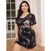 Abbigliamento da donna da donna Europeo e americano di grandi dimensioni Summer Nightdress Summer Desident Short Tie-Dye Sendite Sexy Casa.