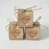 Enrolamento de presentes 50pcs Romântico Vintage Heart Kraft Paper Candy Box com Burlap Twine Wedding Favor and Bag Party Supplies