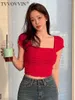 Kvinnors T-skjortor veckade Womengaga Korea Sexig Slim Square Neck Kort ärm T-shirt Spicy Girls Top Women Tees Red Fashion Korean 8pu