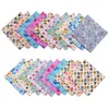 Hondenkleding 30 50 PCS Bandana Lot Bulk Personaliseerde Pet Face Washable Bandanas voor kleine grote honden 20 kleuren 230814