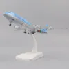 Uçak Modle Metal Uçak Modeli 20cm 1 400 Kore B747 Metal Çoğaltma Alaşımlı Malzeme, İniş Dişli Süslü Çocuk Oyuncakları Doğum Günü Hediyesi 230814