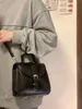 Torby wieczorowe prosta czarna moda damska mała kwadratowa torba retro projekt damski na ramię słodka fajna skórzana torebka damska torebka