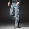 メンズジーンズの冬の厚い暖かいビンテージブランドクラシックレトロユースファッションメンフィットストレートレッグカジュアルストレッチデニムパンツ