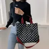 Umhängetaschen Denim Butot Bag Damen 2022 Neue Schachbrett Fransenhandtasche Trendgröße Crossbody Bagstylishdesignerbags