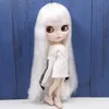 Куклы ледяные DBS Blyth Doll Series No280bl136 Белые прямые волосы с челком белые лица соединение 16 Bjd 230814