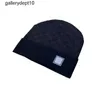201 Şapka Erkek ve Kadınlar Kış çok yönlü yün siyah örgü lvity şapka açık sıcaklık kapağı soğuk şapka