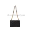 أكياس الكتف حقيبة نسائية للسيدات 2023 جديدة صغيرة من الرياح العطرية Lingge Chain Bag CrossbodyStyDesignerbags