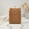 Cross Body Korean Fashion Mouth Red Bag 22023 Summer New Lingge Clip Bor