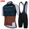 Cykeltröja sätter Road Bike Jersey Set Men's Cycling Clothing Summer MTB Team Clothes Short Sleeve Uniform Triathlon Skinsuit Ropa de Hombre 230814