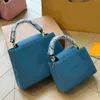 Diseñador Cross Body Bag Bag Women Bolsas clásicas Bolsas de cuero bolsos de hombro Bolsos de noche Lady Crossbody Purse 230101