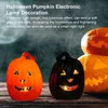 Nyhetsartiklar Pumpkin Lamp Ornament Dekorativ ljus upp bord pumpa rekvisita hemprydnader för halloween festliga leveranser spökade hus J230815