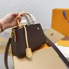 Bolsos de noche Bolsos de diseñador Montaignes BB Totes Bolsas Mujeres Diseñadores Bolsos Lujos Bolsa de compras Marca clásica Cuero Gran capacidad Bolso marrón Lujo