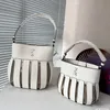 Hollow Out Canvas Bucket Bag Saddle Bag Torpory Crocodile Print Hobo Designer Crossbody tas Luxe schoudertassen vrouwen Crossbody tas glitterband nieuwe Burch