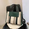 Schoudertassen Japan en Zuid -Korea Tote Bag dames 2023 NIEUWE FASE STRIPE Contrast Handtas Grote capaciteit Een schouder Crossbody BagstylishDesigner Bags