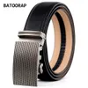 Andere mode -accessoires riemen Lederen riem voor mannen Alloy Auto Buckle Black Cowhide Jean Wasit Strap Male klassieke hoogwaardige ratelaankomst Hyj007 230814