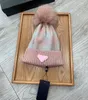 Designer Knitted Hat New Hairball Wear Comfortable Fashion Men's and Women's Hat Fashion Party