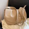 Вечерние сумки Crossbody For Women 2023 PU кожа дизайнер путешествовать с большими возможностями на плечах и кошельки коричневые черные