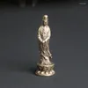 Figurine decorative in ottone cinese kwan-yin guan yin buddha squisite piccole statue decorazioni per la casa.