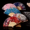 Figurine decorative in stile cinese Folding Fan Silk Fans Hanfu Accessori retrò retrò per uomini e donne