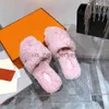 Тапочки дизайнеры женские тапочки Оран Шулсковая овчина слайды зимние плюшевые меховые слайды классическая открытая рубашка для повседневной сандалии