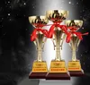 Dekorative Objekte Customized Top Trophy Cup Golden Award Craft für Wettbewerbssportspiel Gewinner Souvenir Trofeos 230815