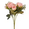 Dekorative Blumen 8 Köpfe grüne Rose künstliche Seide Pfingstrouze Hochhochzeitstisch Party Vasen für Eigenheimdekorationen gefälschte Fower