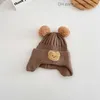 Caps Chapéus chapéu de bebê meninos sólidos e meninas desenho animado urso padrão inverno chapéu de malha de malha chapéu de urso quente infantil chapéu z230815
