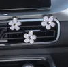 6 Small Daisies Car Air Outlet Parfym Clip Aromaterapi Clip Decoration bil Interiör Tillbehör Bilförsörjning Dekoration