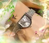 Specialform Romerska nummer Tank Dial Quartz Movement Watch Women Classic Popular Style Bus.